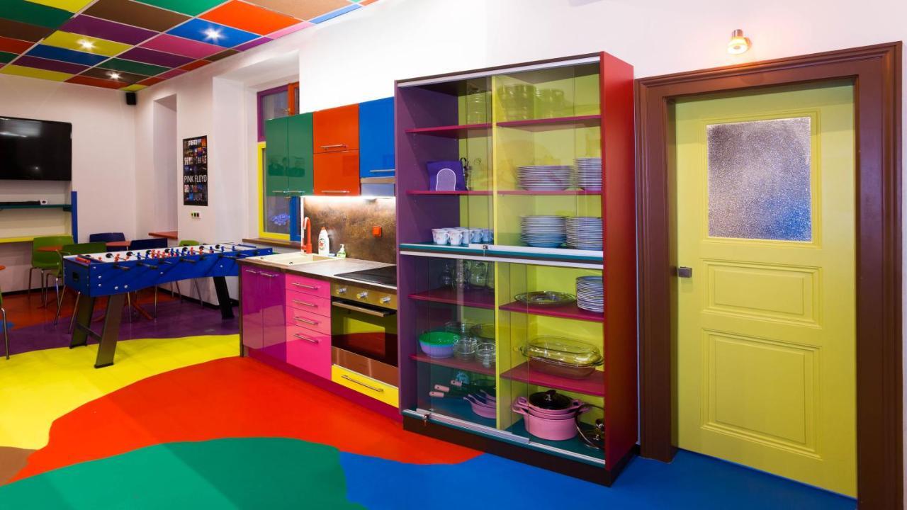 Apartment Colours - Your 7 Colour Experience In Centre Of Prague — Photos 1
